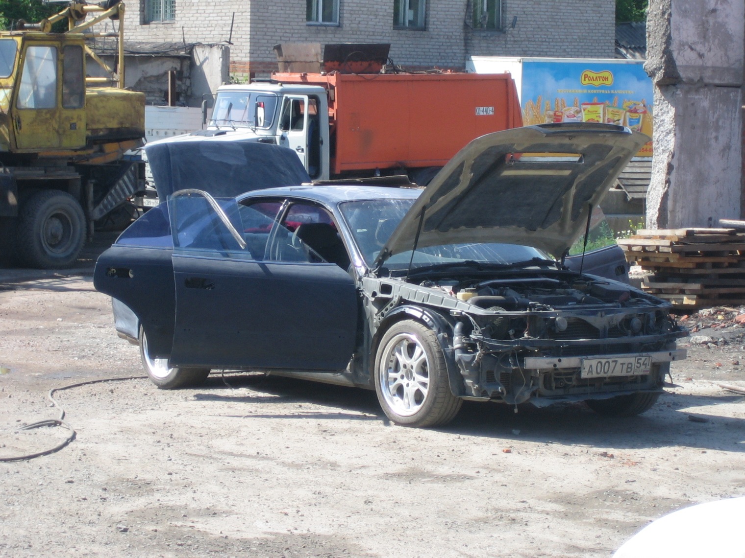 Preparation  painting - Toyota Mark II 25L 1995