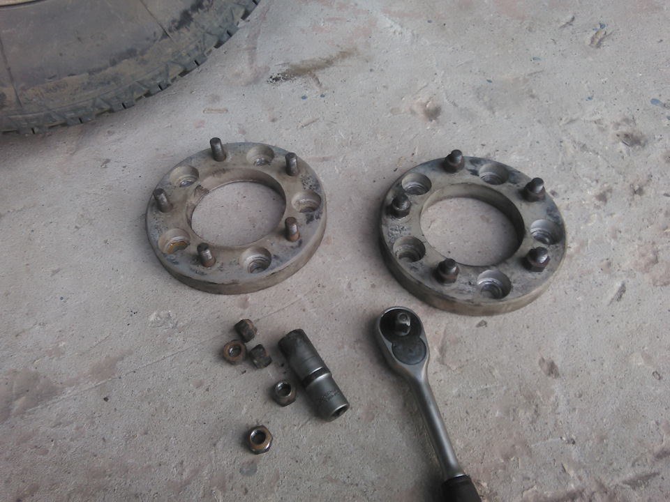 Расширение задней колеи. Или перенос амортизаторов ч.1 — Lada 4x4 3D, 1 ...