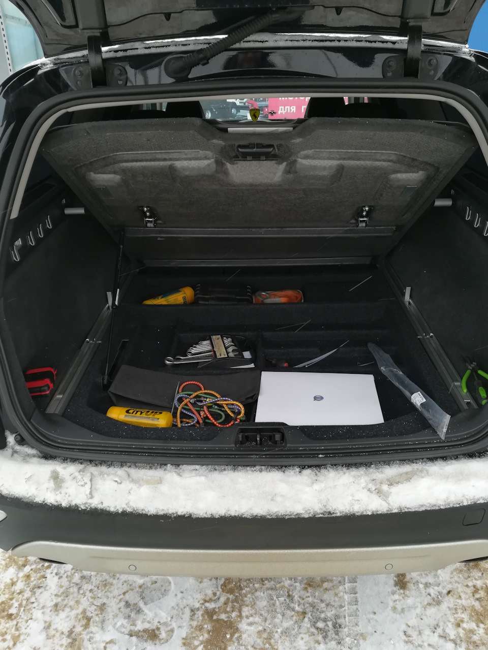 Фото в бортжурнале Volvo XC70 III