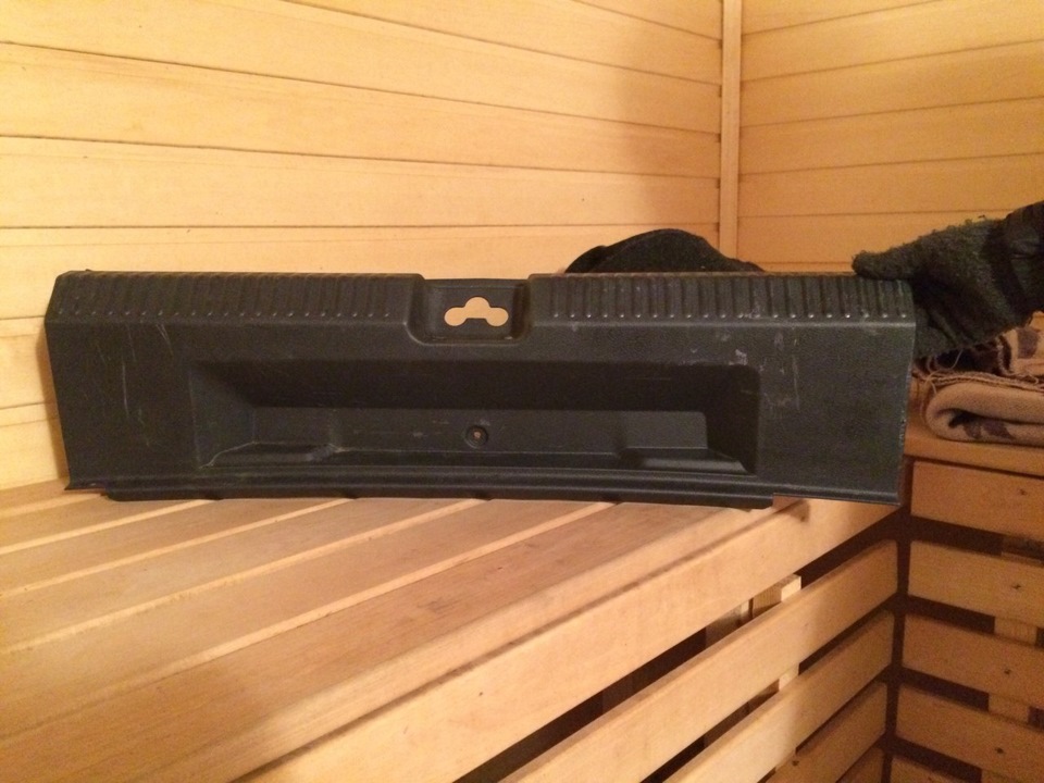 Пластик в багажнике в карпет ч1 — Volkswagen Polo Sedan, 1,6 л, 2015 ...