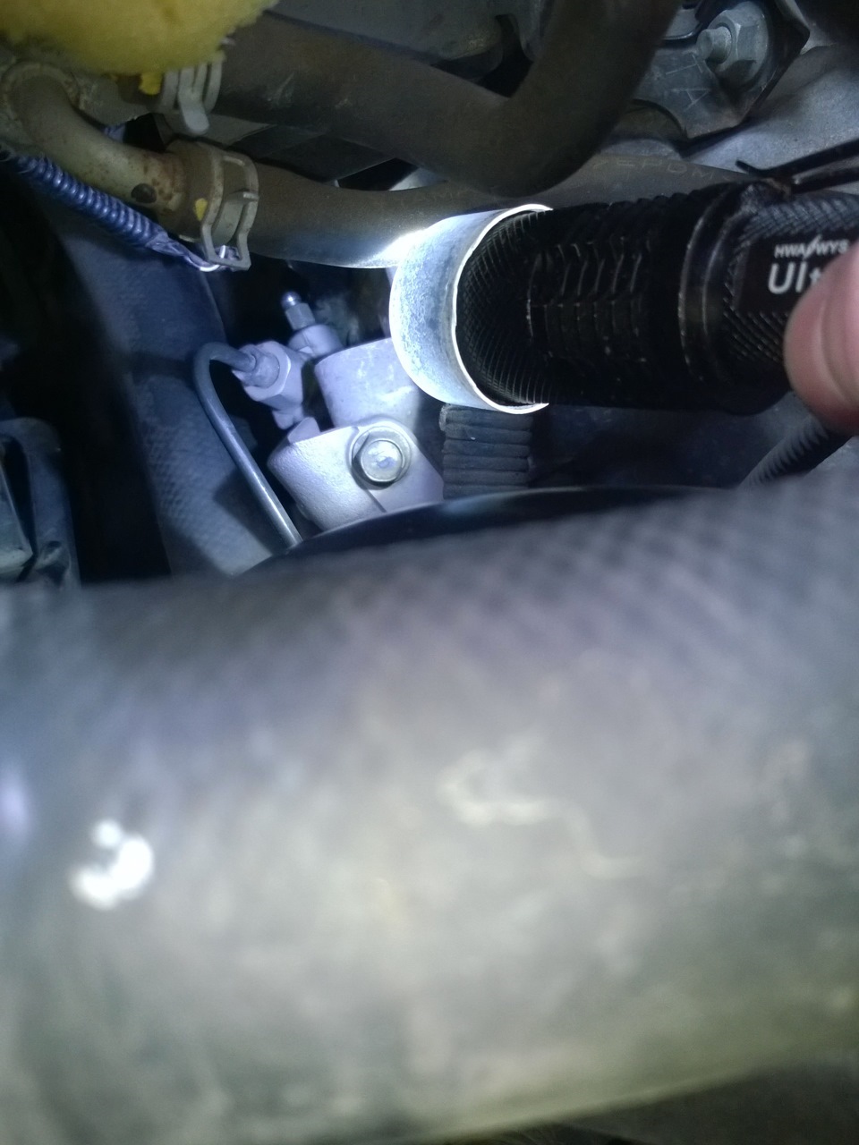 Замена рабочей жидкости в гидроприводе сцепления — Honda Civic Type R ...