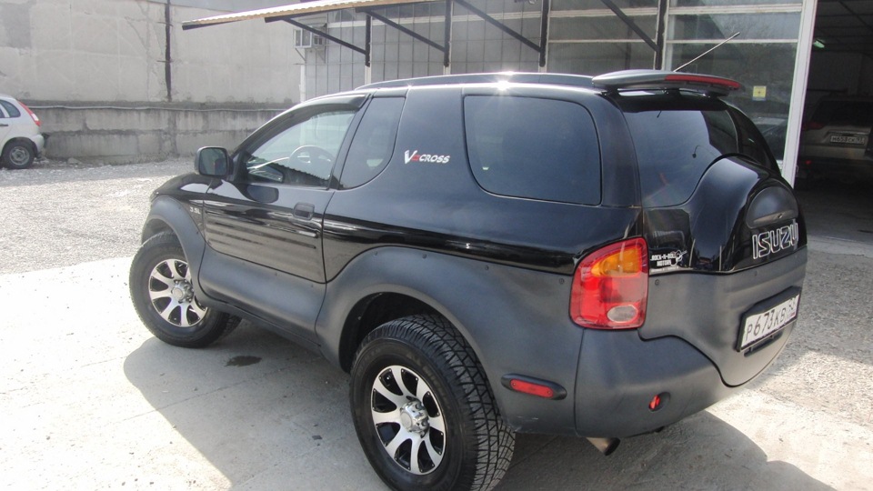 Isuzu VEHICROSS 2001