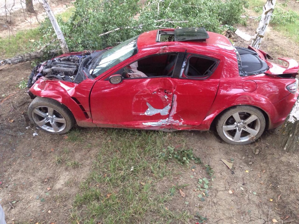 Mazda RX 7 crash