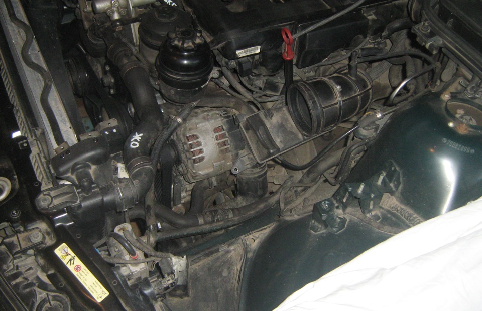 Замена прокладки корпуса масляного фильтра. — BMW 5 series (E39), 3 л ...
