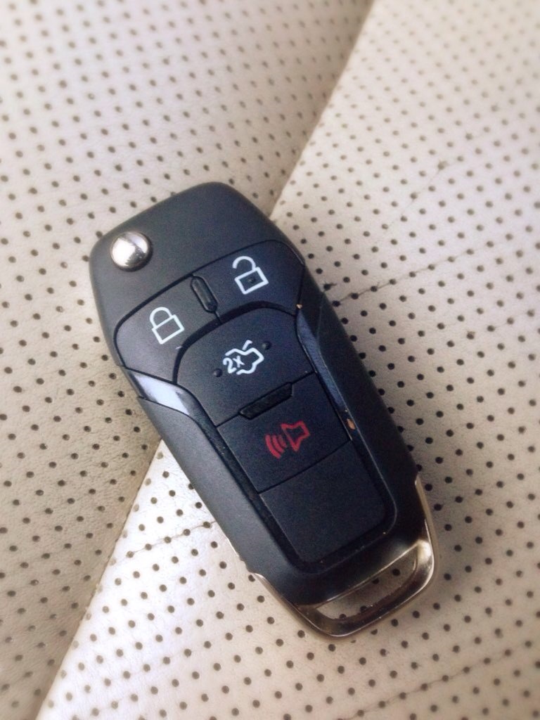 Новый выкидной ключ для Форда! — Ford Mondeo III, 2 л, 2001 года ...