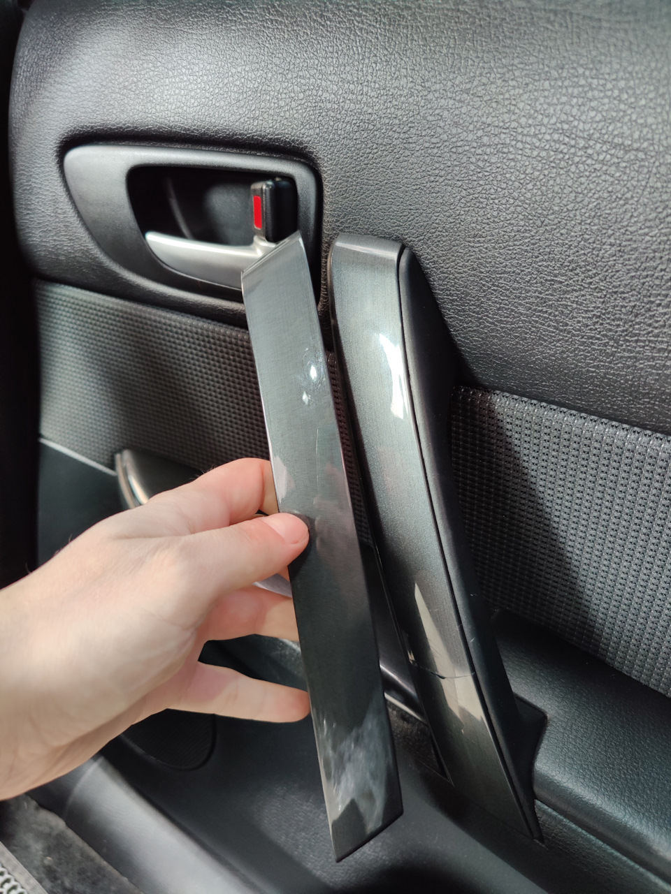 Как снять ручку мазда 6. Mazda 2 кнопка на рычаге. Как снять ручку мазда 6. Как снять ручку мазда 6. Как снять ручку мазда 6.