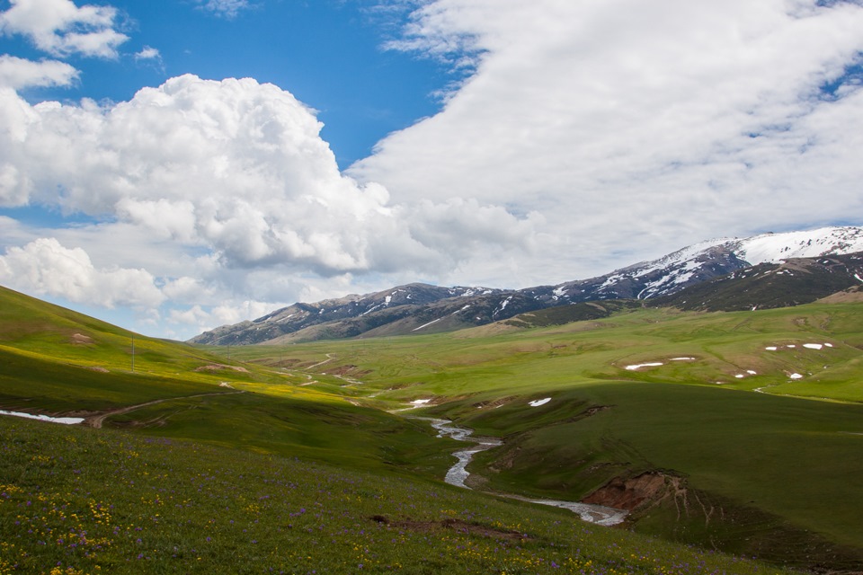Урочище Ушсу Кайкаган — Mercedes-Benz G-Class (W460/W461)
