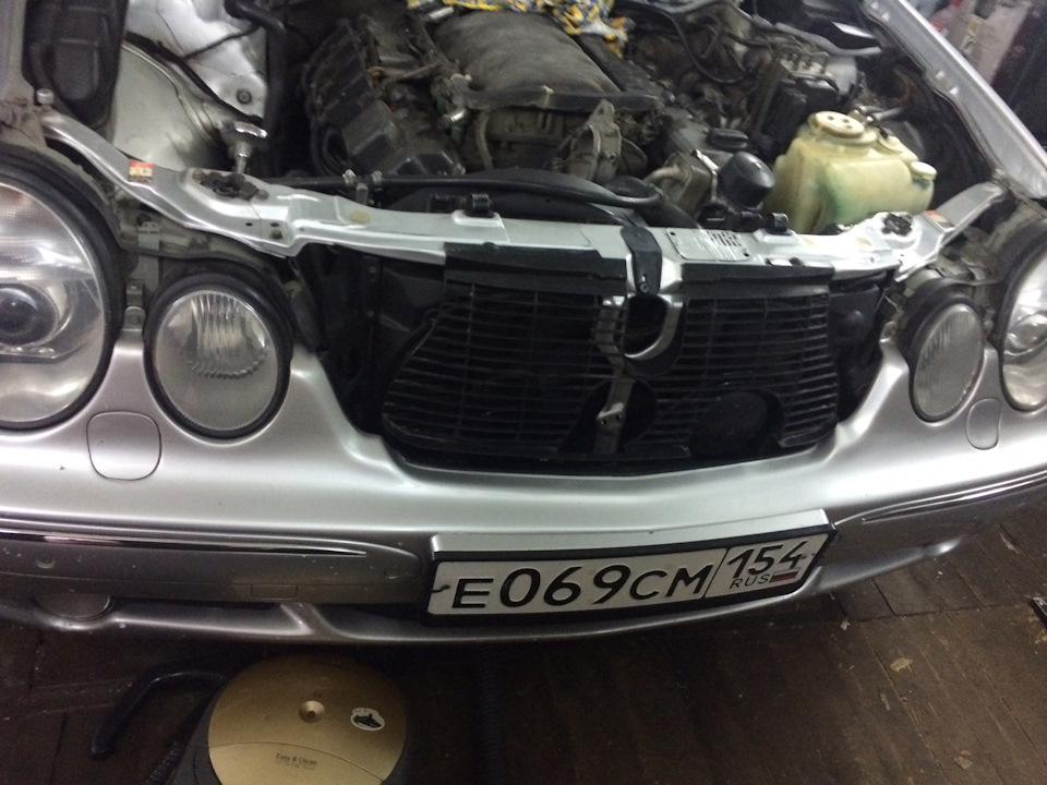 Чистка под капотом Ч.2. — Mercedes-Benz E 55 AMG (W210), 5,5 л, 1999 ...