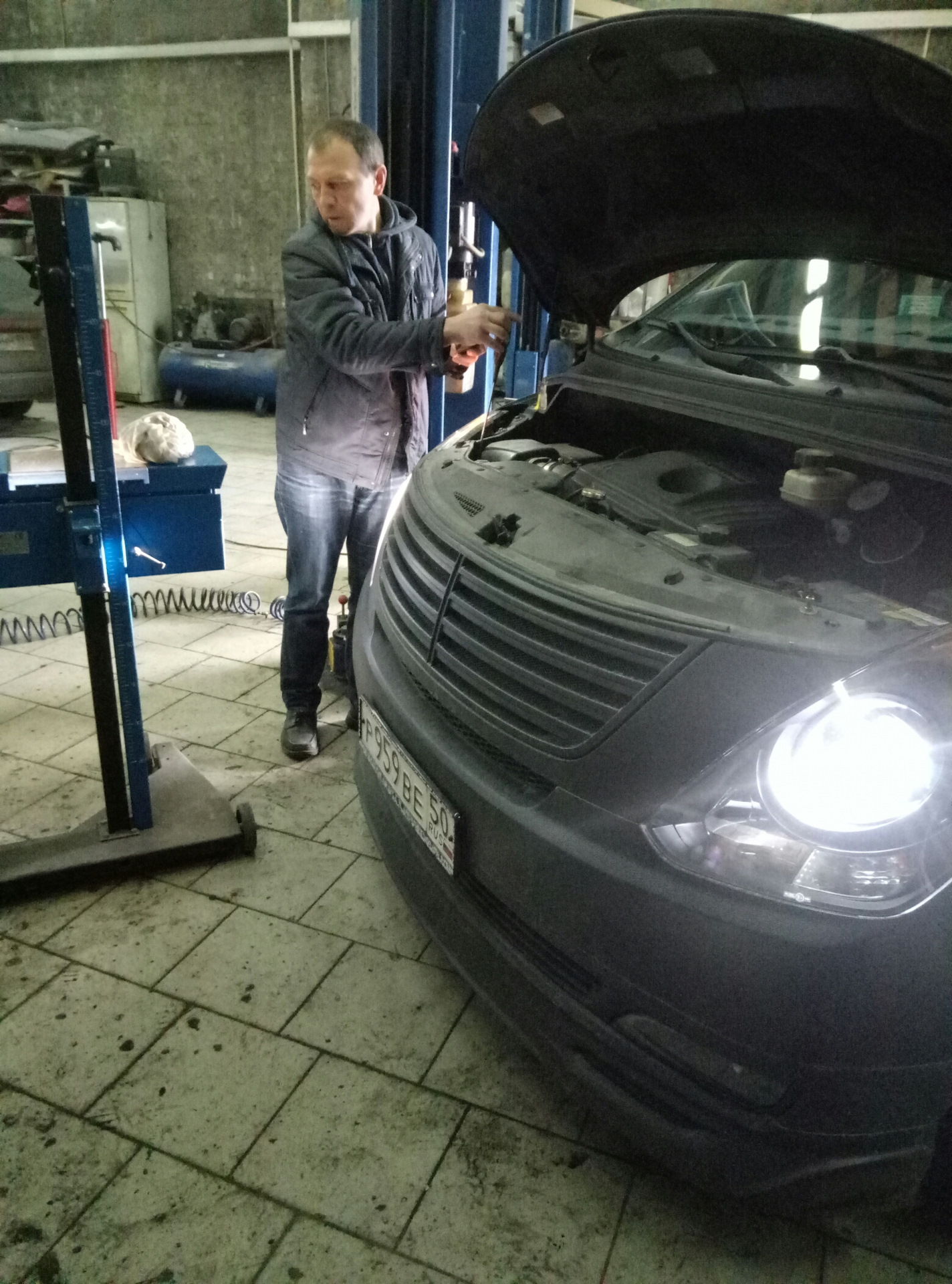 Как снять фару гранд старекс Регулировка фар. - Hyundai Grand Starex, 2,5 л, 2007 года визит на сервис DRIVE2