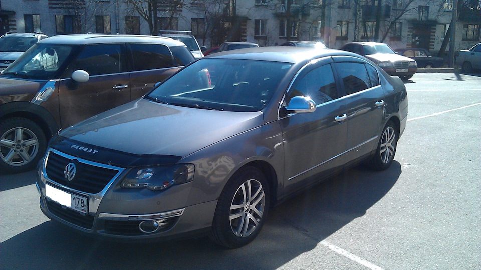 Ремонт электропривода стояночного тормаза — Volkswagen Passat B6, 2 л