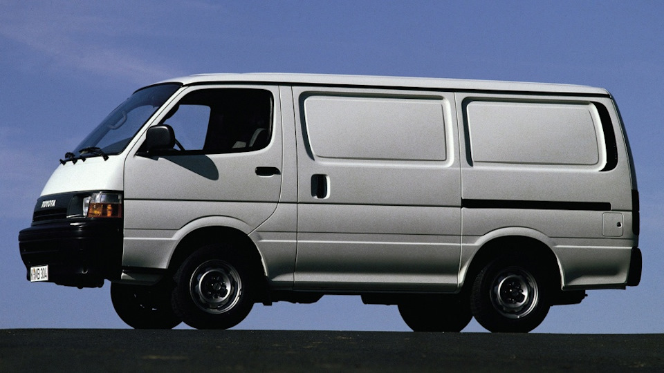 pre-owned Toyota HiAce (H100 