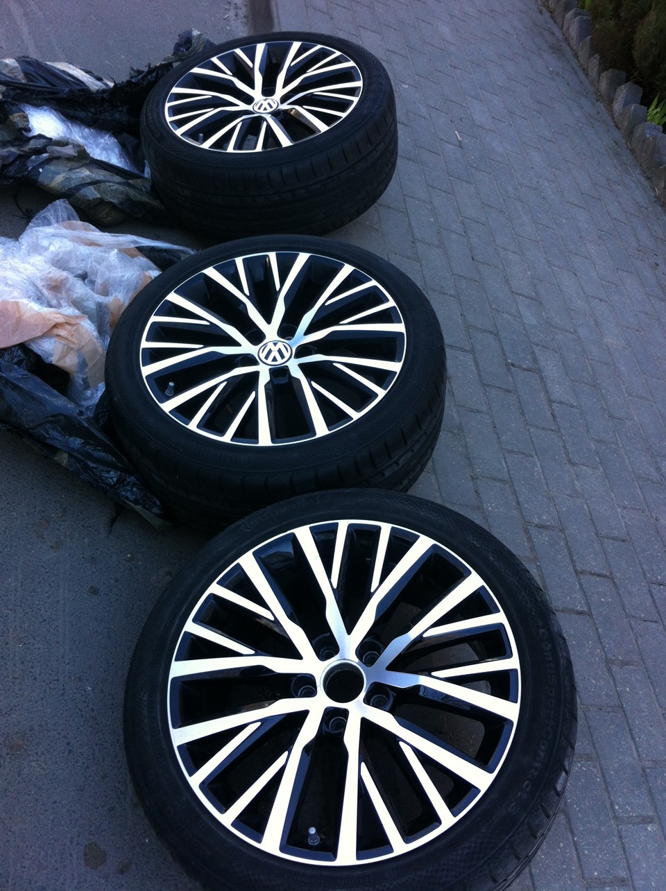 Тизер — Volkswagen Passat Variant (B6), 2 л, 2007 года | колёсные диски ...