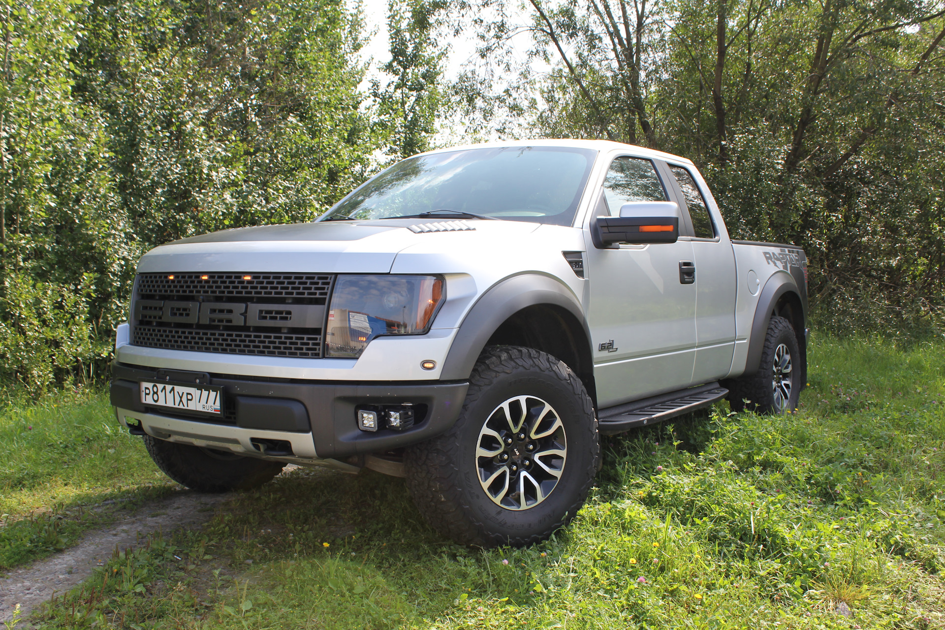 Раптор отзывы владельцев. Rockot r5f Raptor. Rockot r5f-250 Raptor. Форд Раптор решетка радиатора. Rockot r5f Raptor Страна производства.