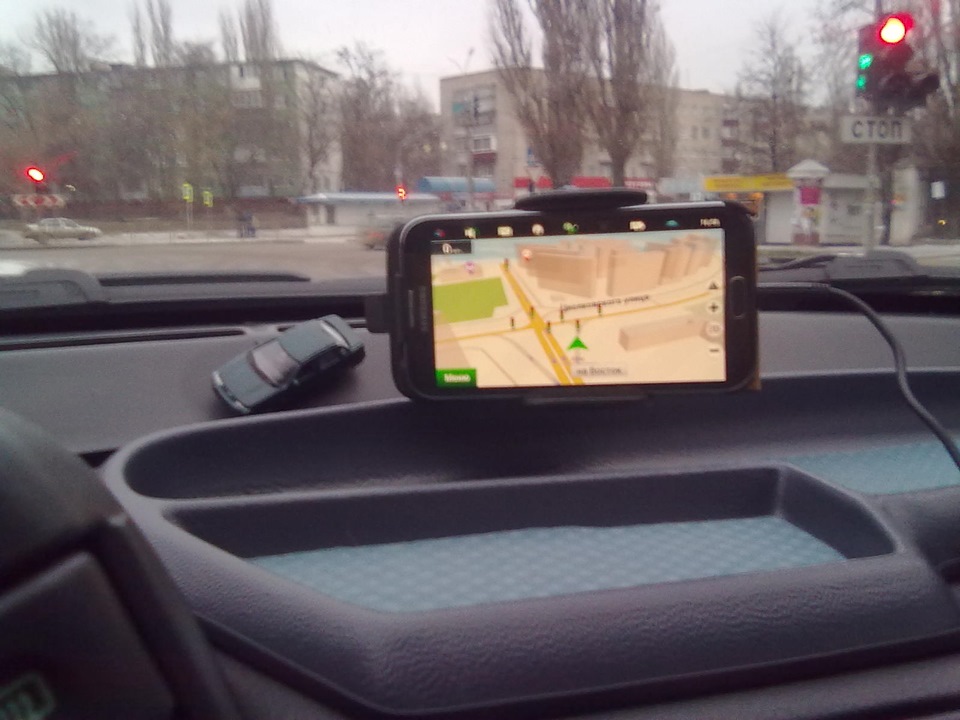 Держатель для GPS-навигатора — Lada 21103, 1,5 л, 1998 года ...