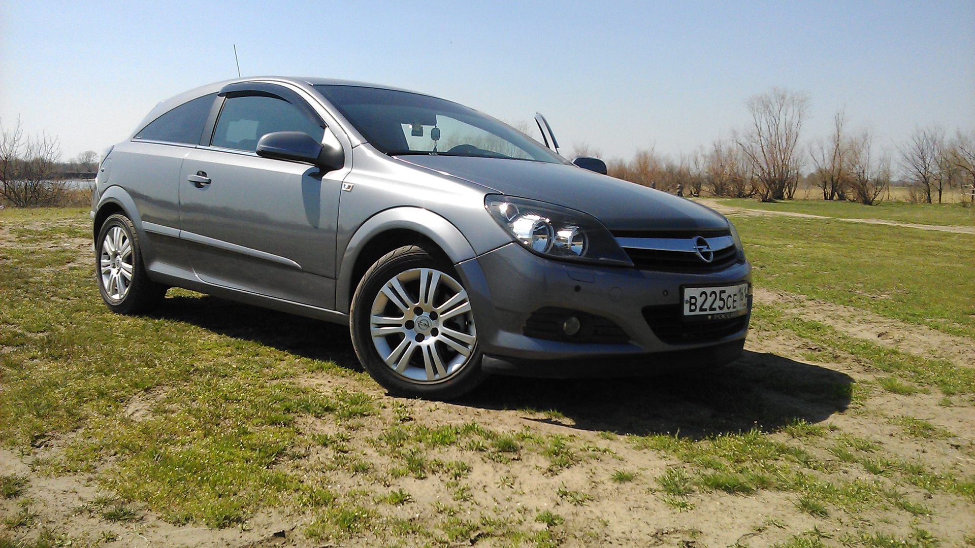 Opel Astra H GTC 1.6 бензиновый 2008 | Cosmo the German Eight на DRIVE2