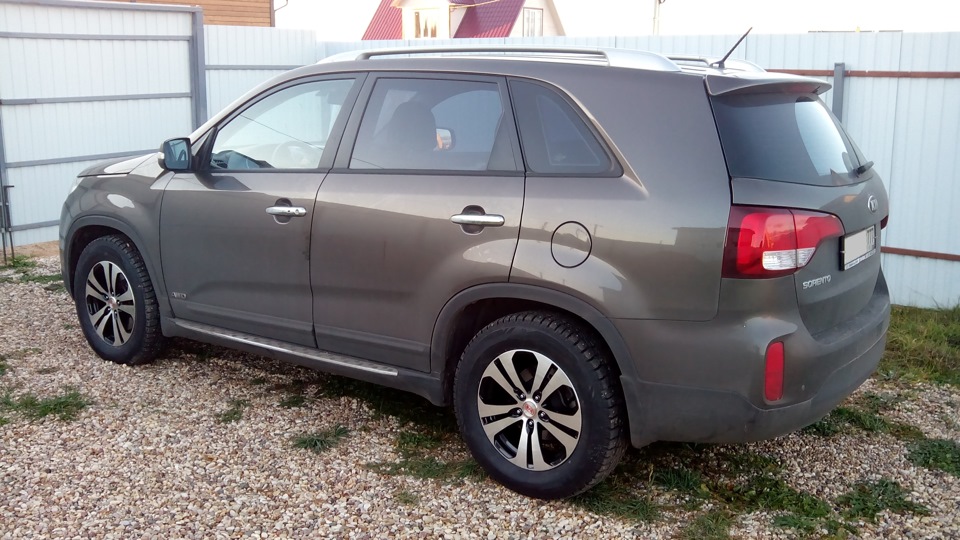 KIA Sorento Слон