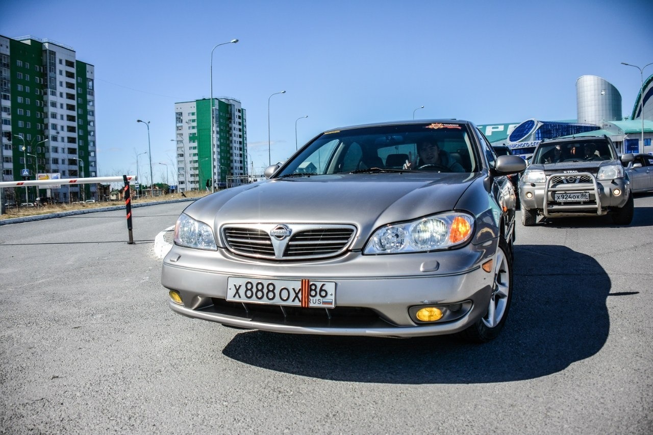 Nissan maxima a33 2000