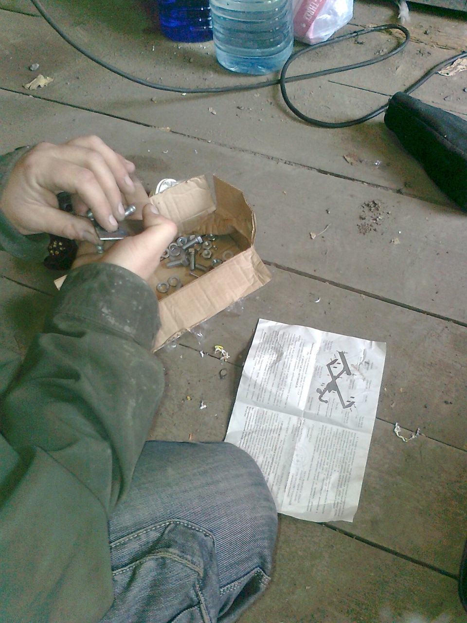 набираем болтов и лезем под машину — Lada 2114