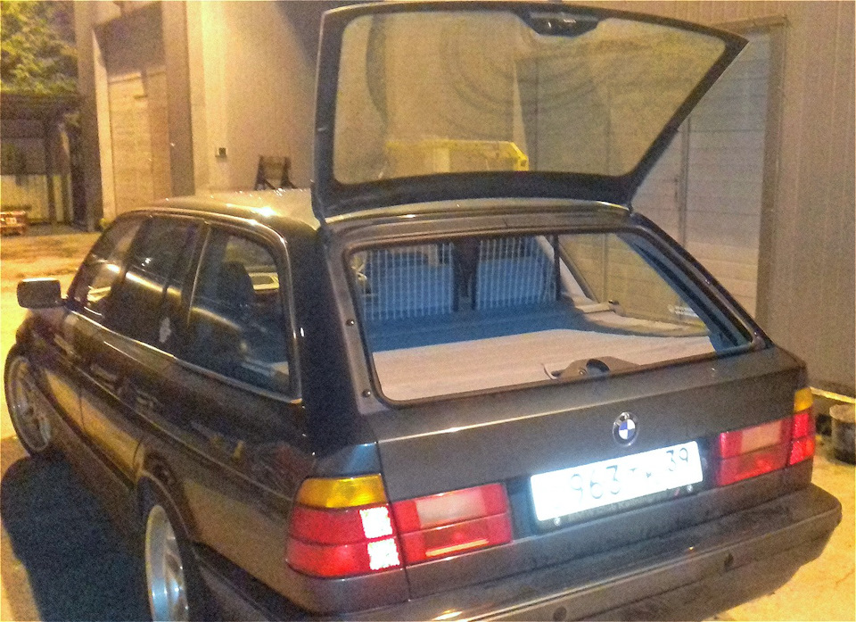 Не закрывается багажник bmw e34