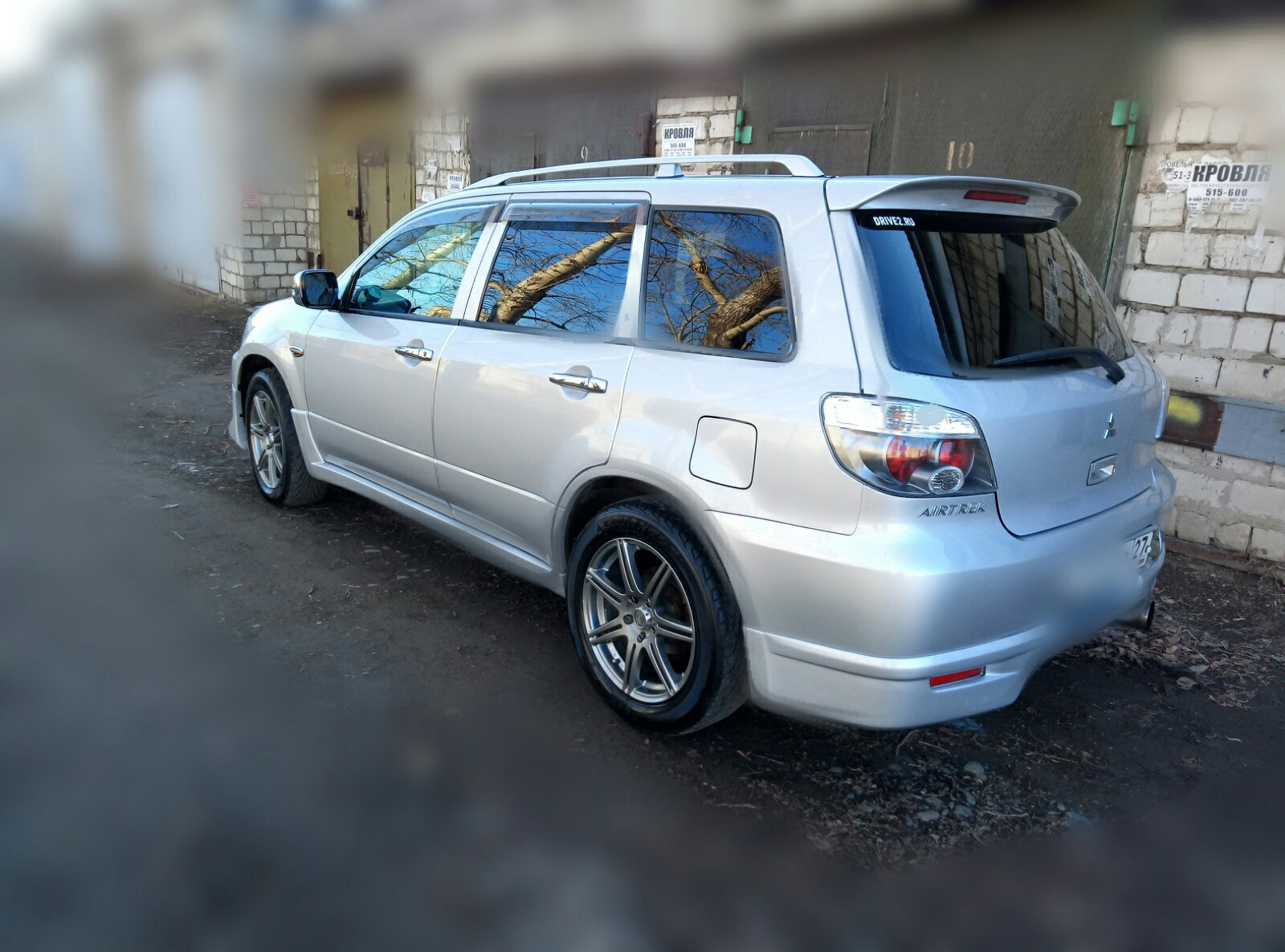 Mitsubishi airtrek 2.4. Mitsubishi Airtrek 2022. Airtrek 2. Митсубиси Аиртрек 2.4. Митсубиси Аиртрек 2007.