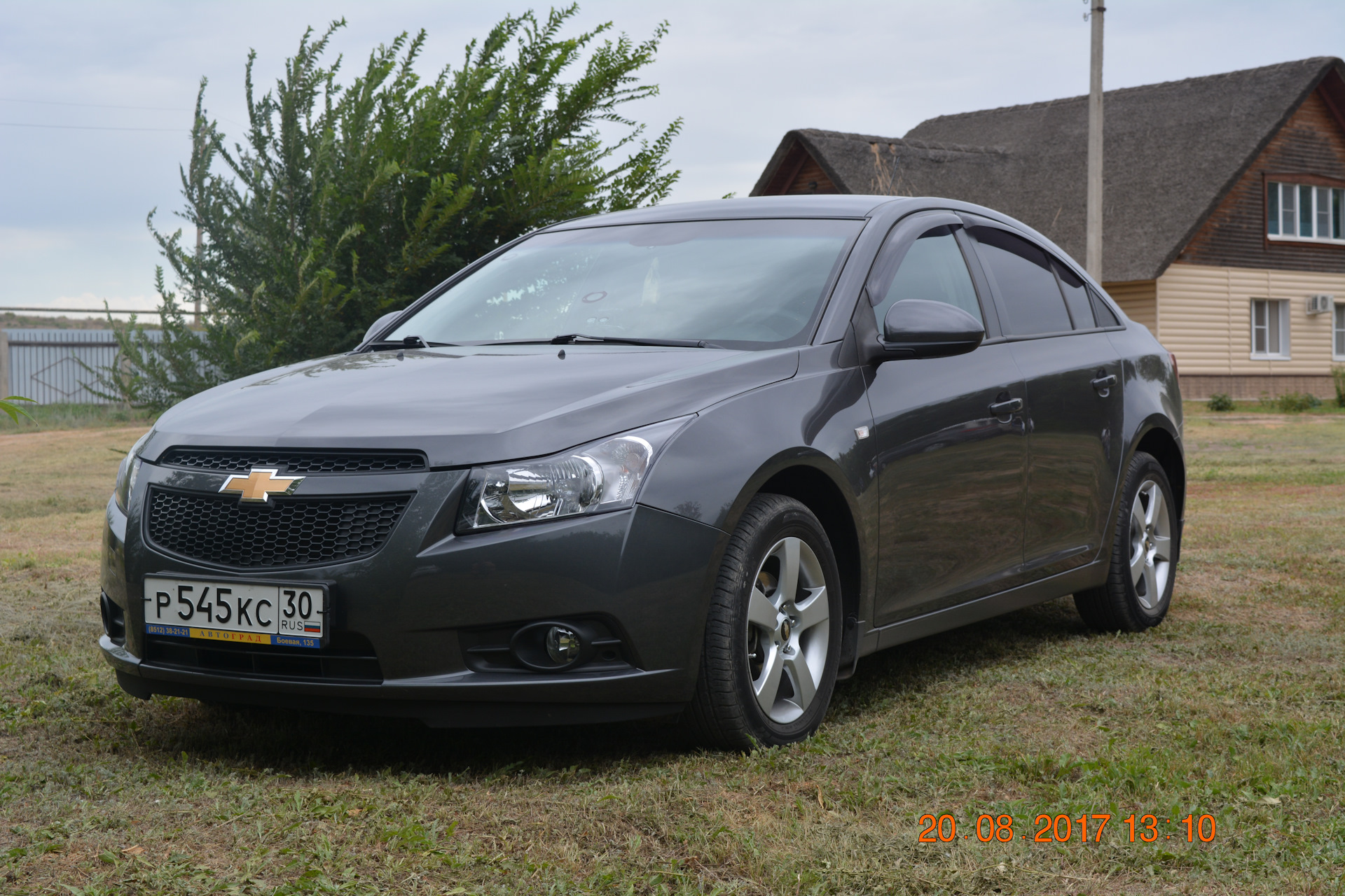 Шевроле серого цвета. Chevrolet Cruze серый. Шевроле Круз хэтчбек серый. Chevrolet Cruze, 2012 хэтчбек серый. Cruze серый металлик.