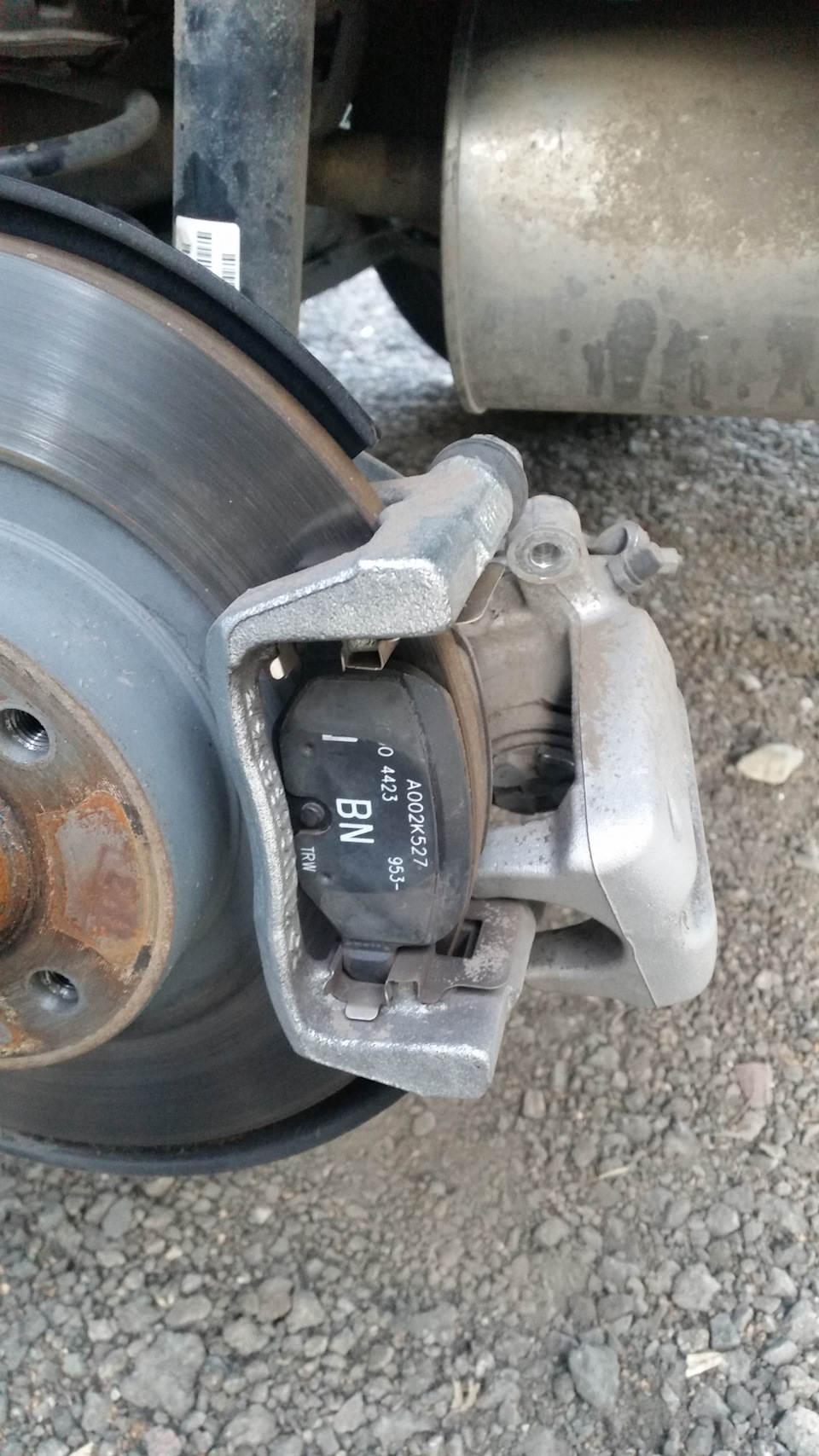 Замена задних колодок, брызговики, регулировка датчика сцепления — Lada ...