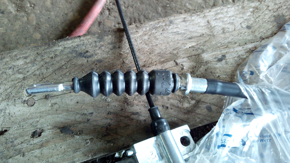 Расточка тормозных дисков покраска и замена колодок — Toyota Corolla ...