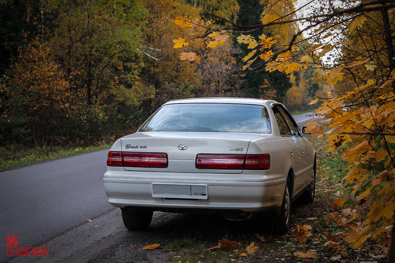 Toyota Mark 2 море