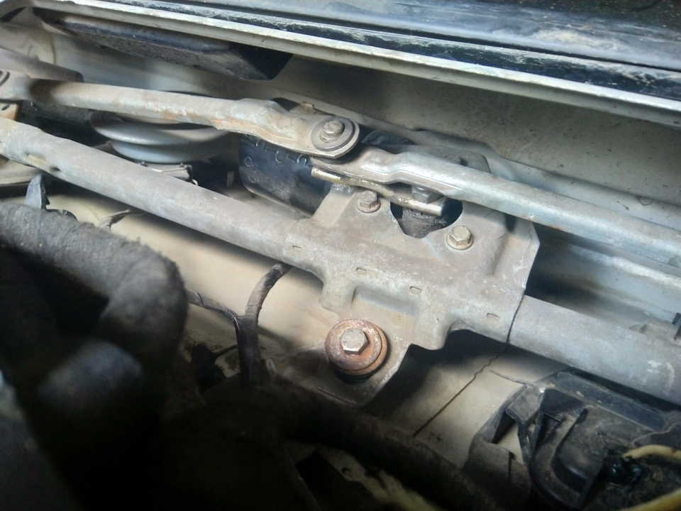 Дворники нового образца + регулировка трапеции — Volkswagen Golf Mk4, 1 ...