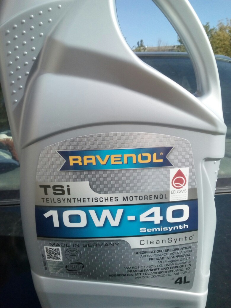 Масло равенол 10w 40. 10w 40 Ravenol 4 л. Моторное масло Ravenol TSI 10w-40. Ravenol 10w вилочное.