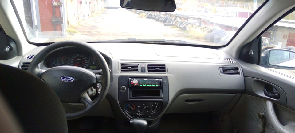 Фото в бортжурнале Ford Focus Sedan II