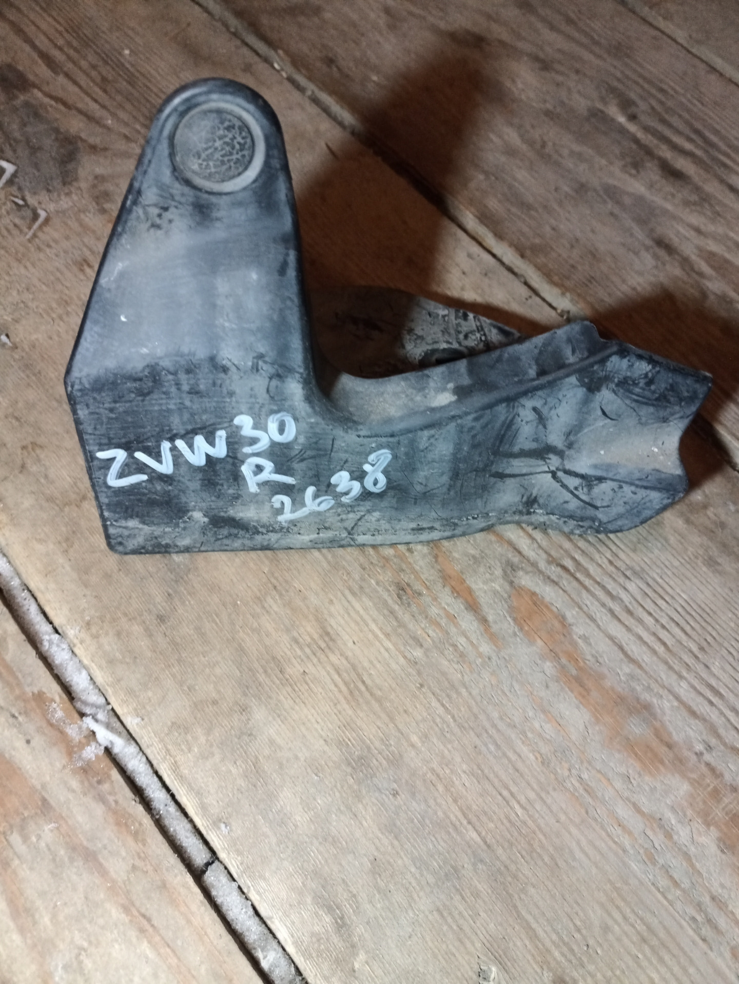 Брызговик задний правый — Toyota Prius (30), 1,8 л, 2010 года ...