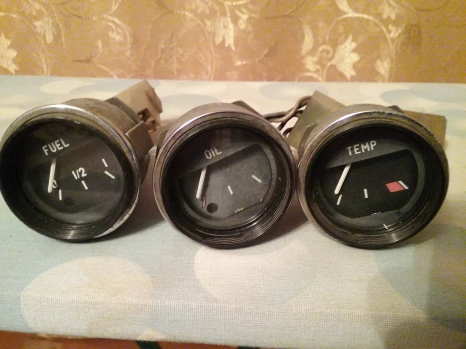 Экспортные датчики ВАЗ 2106-37, 2106-41. FUEL, TEMP, OIL. — Lada 21063 ...