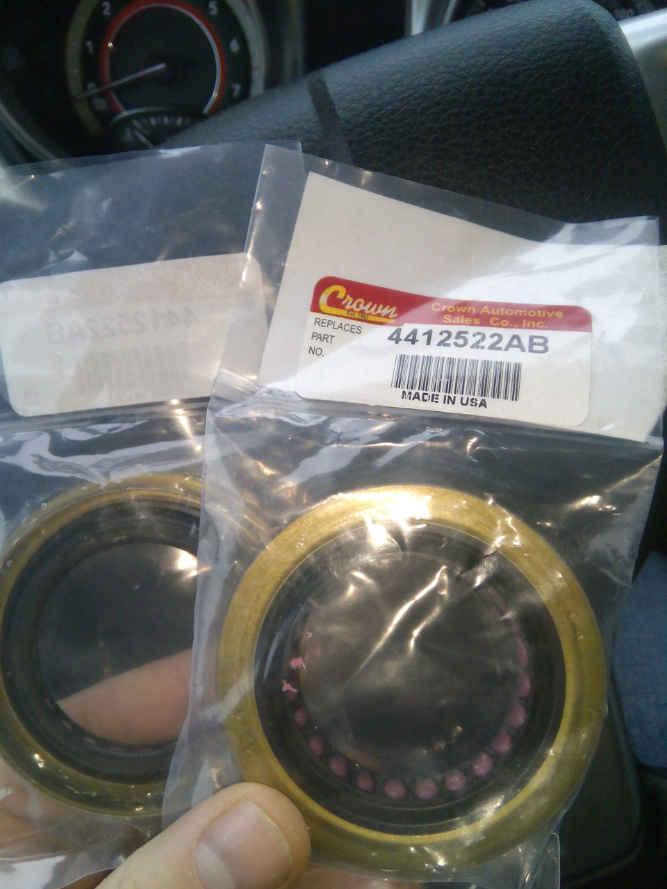 Сальники полуоси (замена) — Dodge Journey, 2,4 л, 2011 года | визит на ...