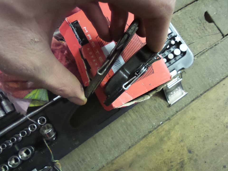 задние колодки, вдавливание тормозного цилиндра, пежо 308 sw — Peugeot ...