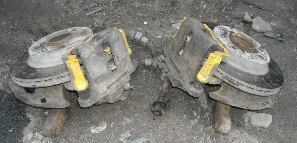 диски без износа и серьезных проточек — Lada 21099