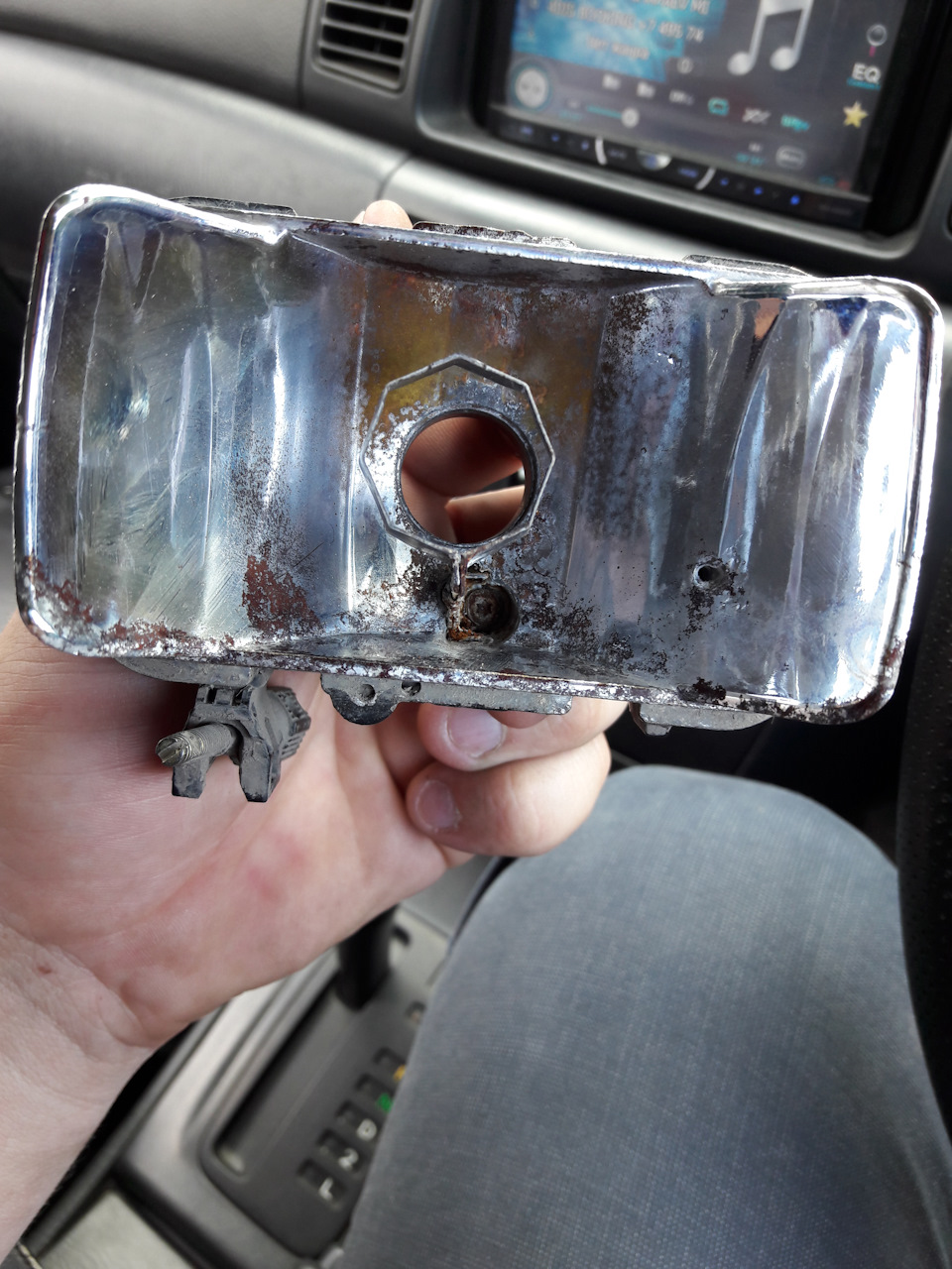 Восстанавливаем отражатель — Toyota Corolla RunX, 1,5 л, 2003 года ...