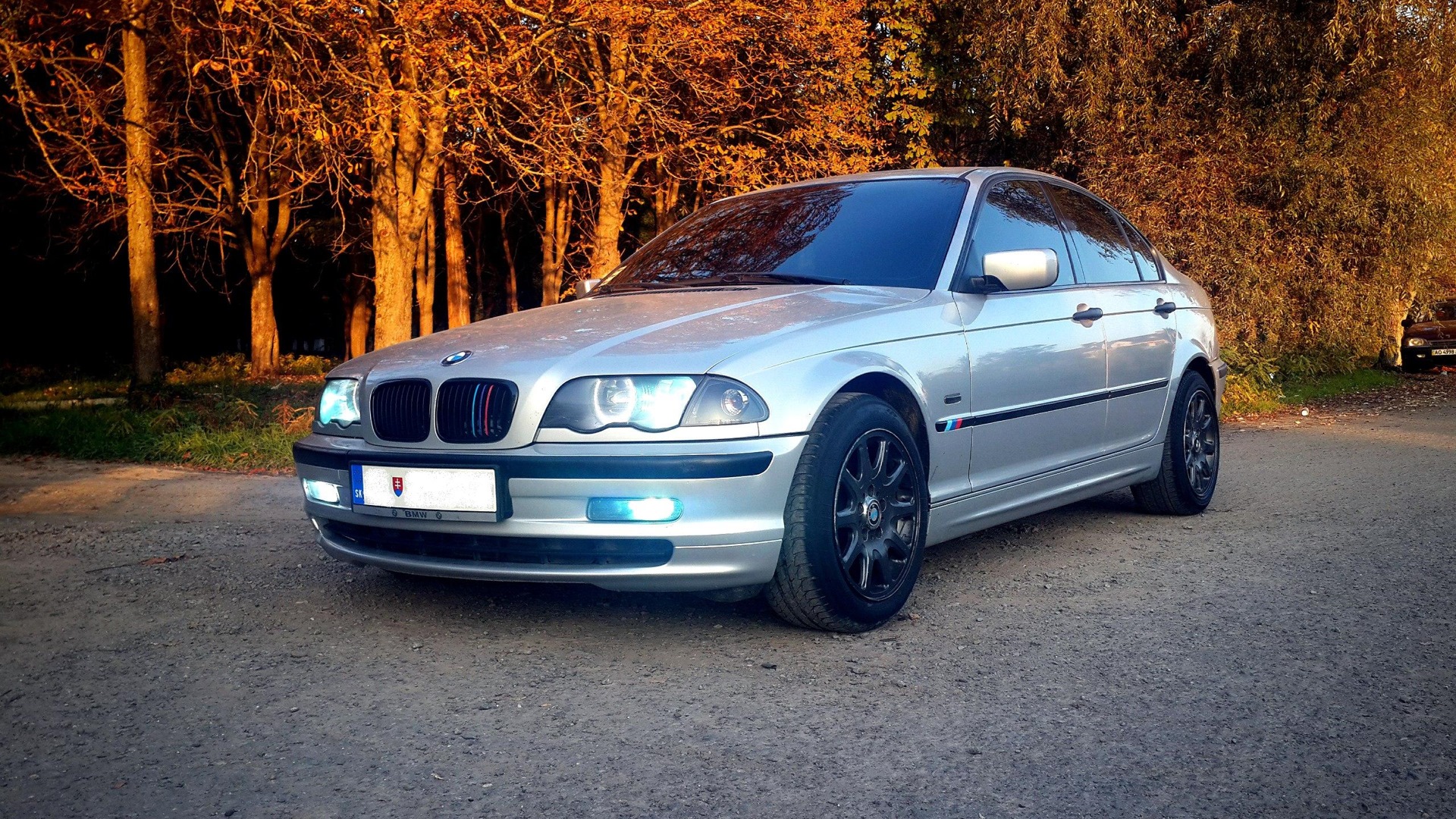 Бмв е39 на газу. BMW 3 1999. БМВ 3 1999 года. BMW 3 Series 1999.