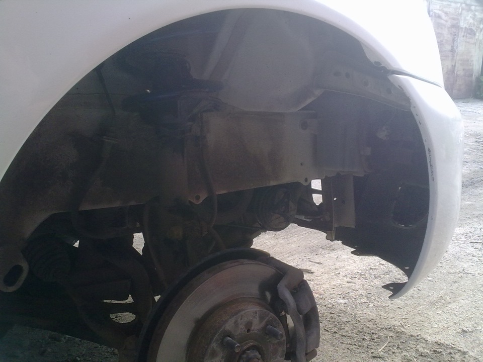 fcc4678s 960 Как крепить лонжерон тойота функарго