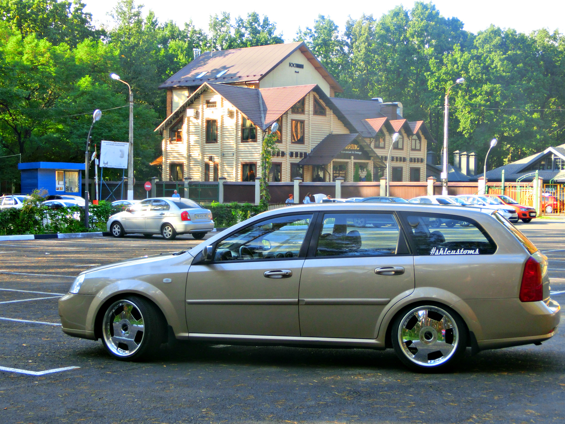 Chevrolet Lacetti универсал r18