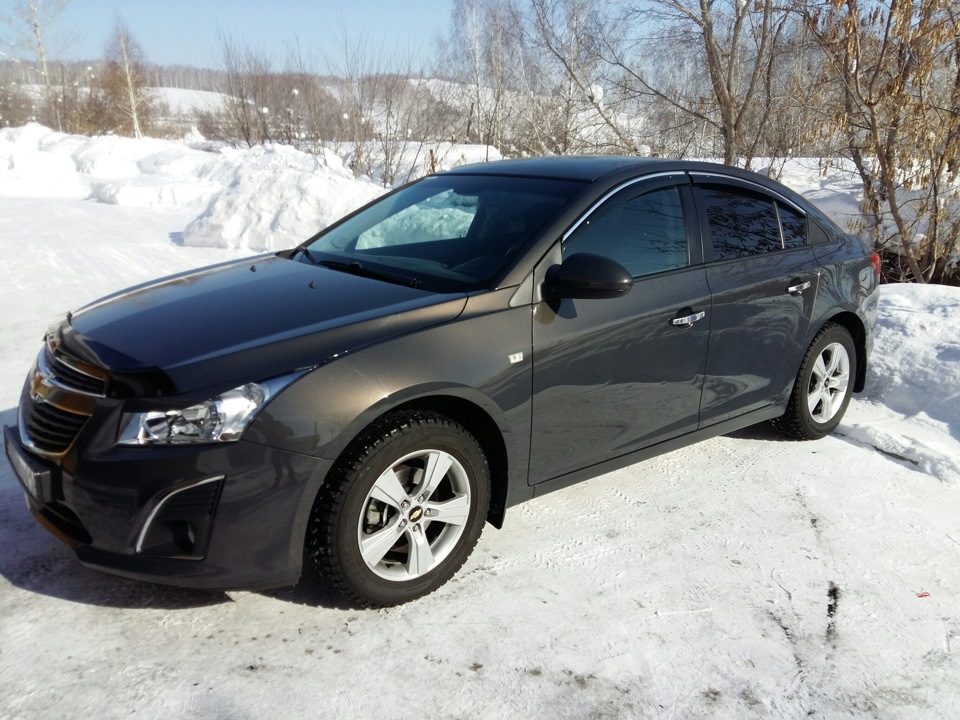 Chevrolet Cruze серый металлик