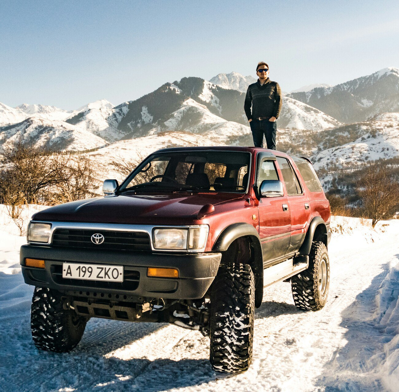 Toyota surf. Тойота Хайлюкс Сурф. Toyota Hilux Surf 4. Тойота Сурф 1993. Toyota Hilux Surf 4x4.