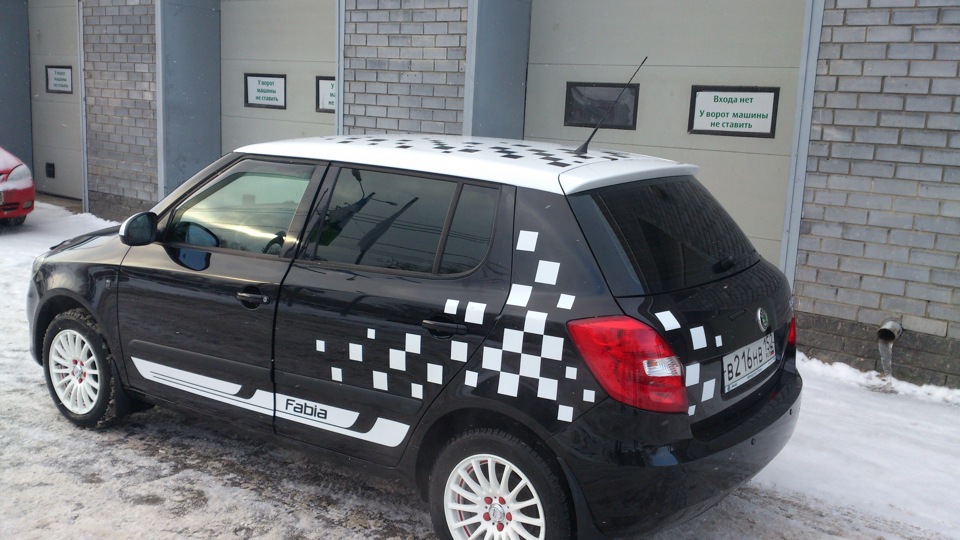 наклейка skoda fabia наклейка skoda fabia