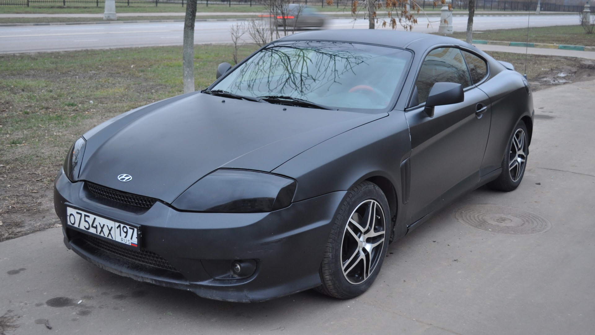 Hyundai Tiburon (GK) 2.0 бензиновый 2003 | 2.0 Матовый Тубик на DRIVE2