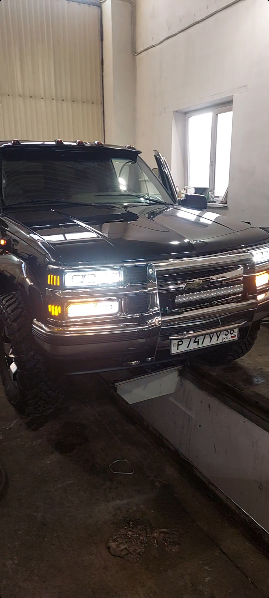 Установка доп балки ближнего света) — Chevrolet Tahoe (GMT400), 5,7 л ...