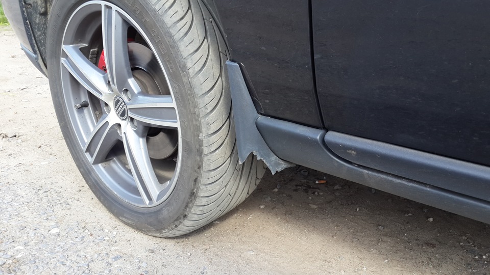 Брызговики — Volvo S60 (1G), 2,4 л, 2004 года | аксессуары | DRIVE2