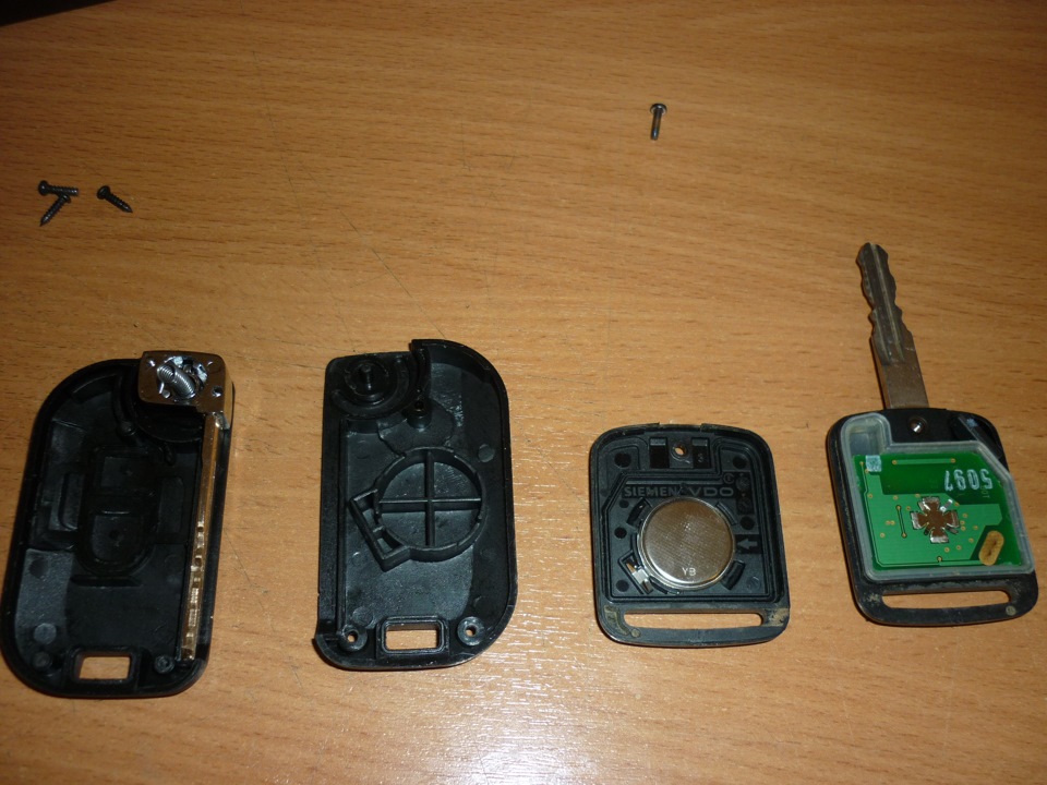 Чип иммобилайзера x Trail t30. Плата выкидного ключа Солярис 2012г. Чип иммобилайзера в Ключе Логан 1.