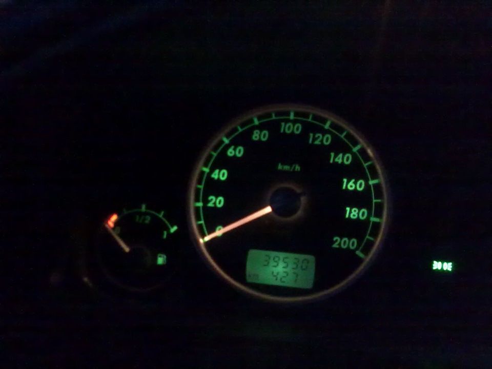 Замена лампочек в шитке приборов — ГАЗ Газель, 2,7 л, 2007 года ...