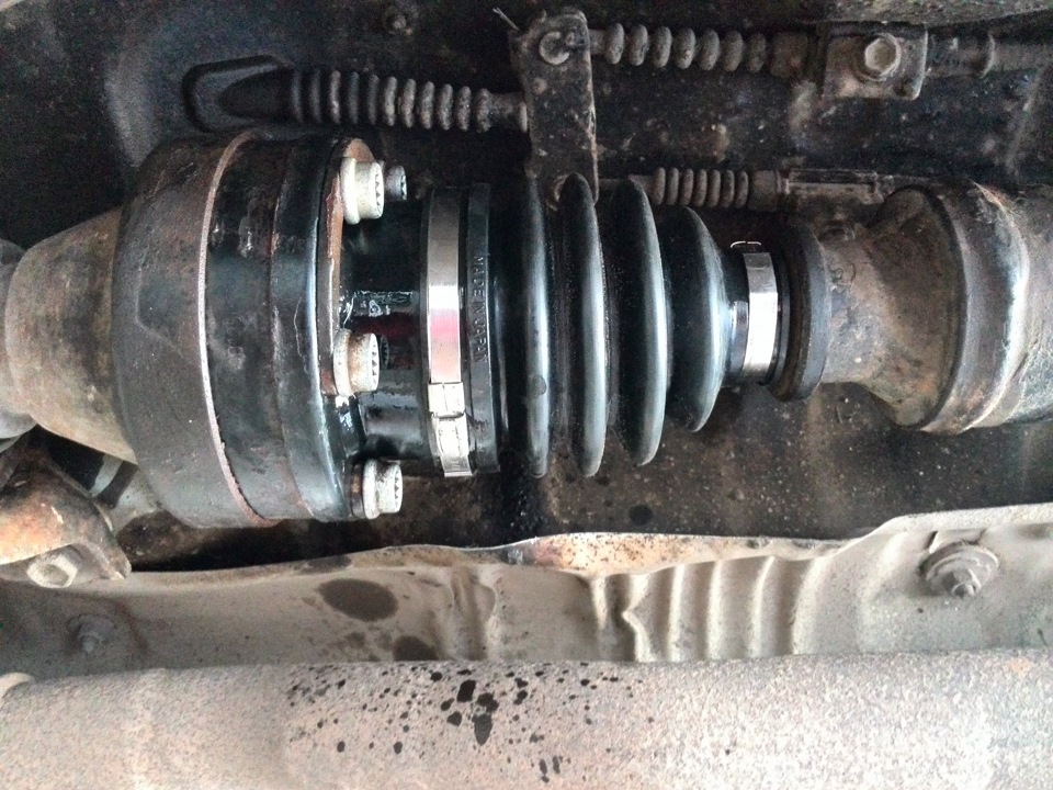 Замена пыльника шрус санта фе. 49541-33220 пыльник шруса. Пыльники шруса тагаз тагер 2. Наружный пыльник шрус хендай санта фе 2. Замена пыльника шрус санта фе.