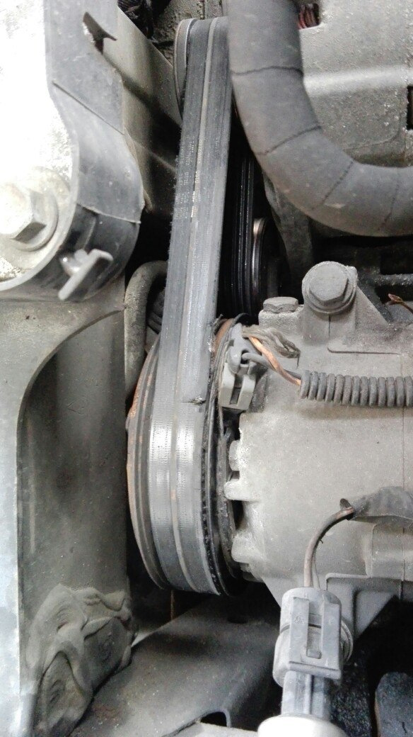 №12. Пайка шлейфа под круиз + замена ремня навесного. — Renault Megane ...